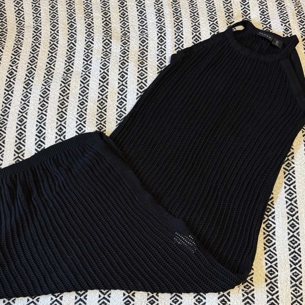 Black Sleeveless Knit Dress